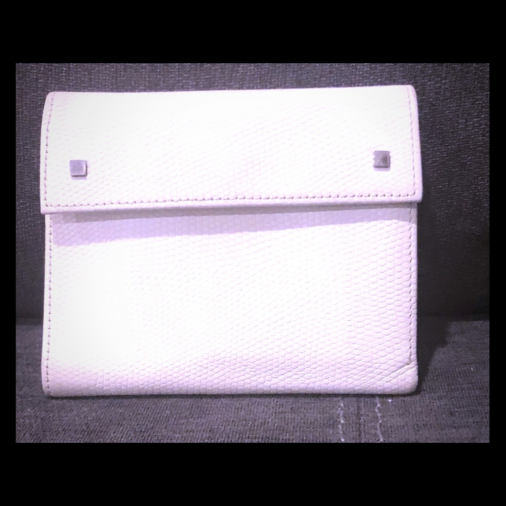 Banana Republic white leather wallet